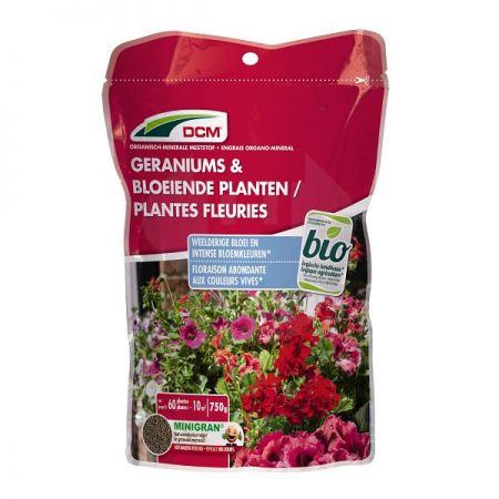 DCM meststof geranium en bloeiende planten