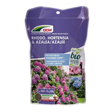 DCM meststof rhodo, zuurminnende planten