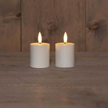 Anna's Collection Theelicht 3D vlam 8 cm 2 stuks