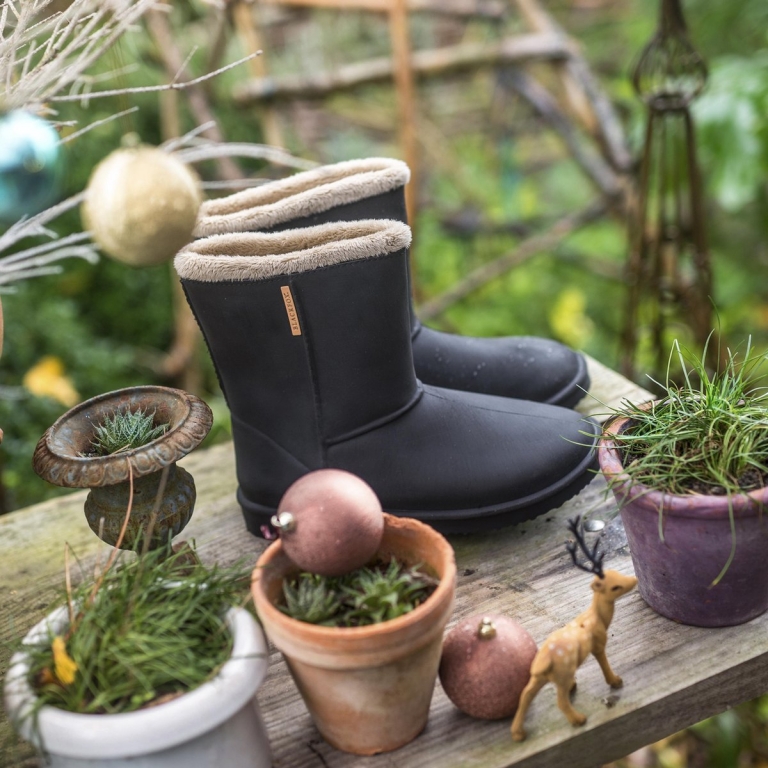 Schoenen en laarzen - Tuincentrum Borghuis