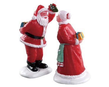 Lemax kerstdorp figuur 'Under The Mistletoe'